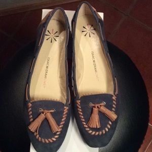 BOGO ALL SHOES! Isaac Mizrahi  9W